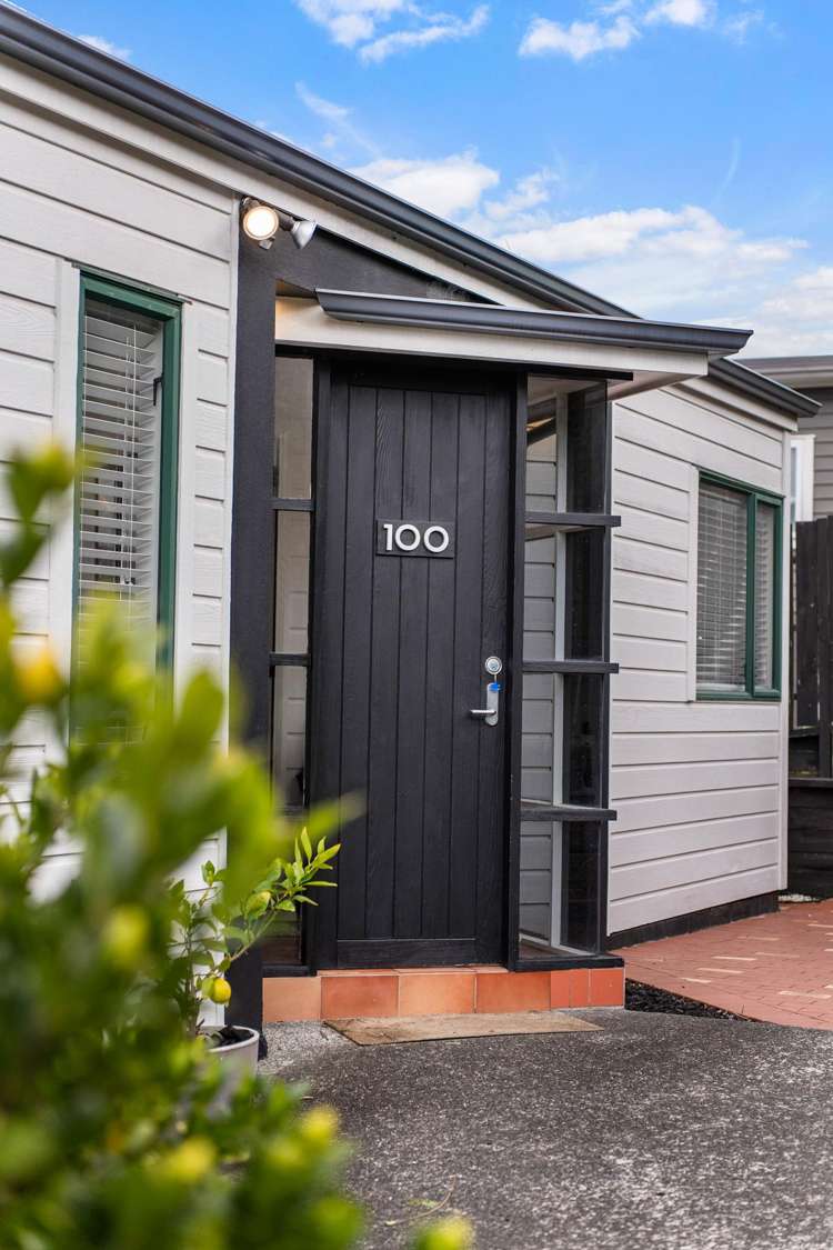 100 Beach Road Castor Bay_15