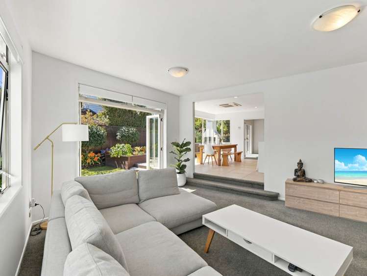 39 Admirals Court Drive Greenhithe_4