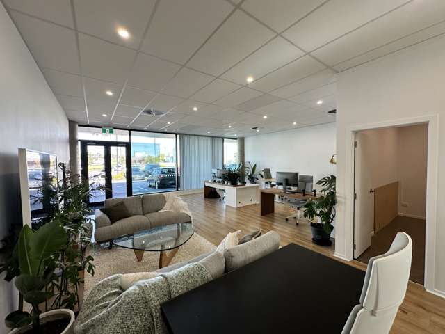 17/102C Hobsonville Road Hobsonville_1