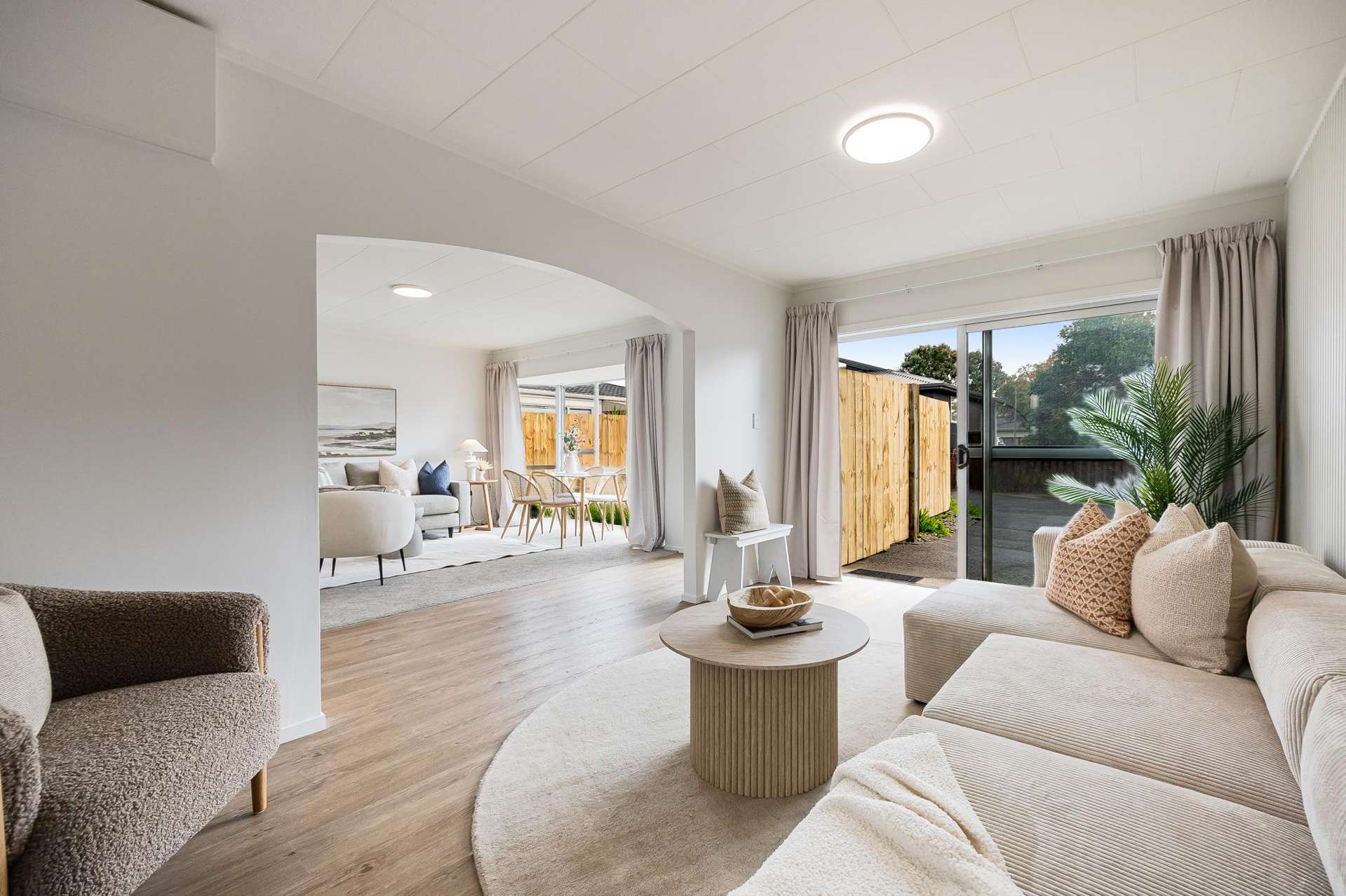 3/83 Centreway Road Orewa_0