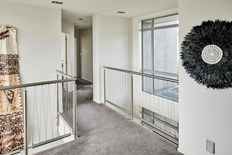 35 Endeavour Drive Whitby_15