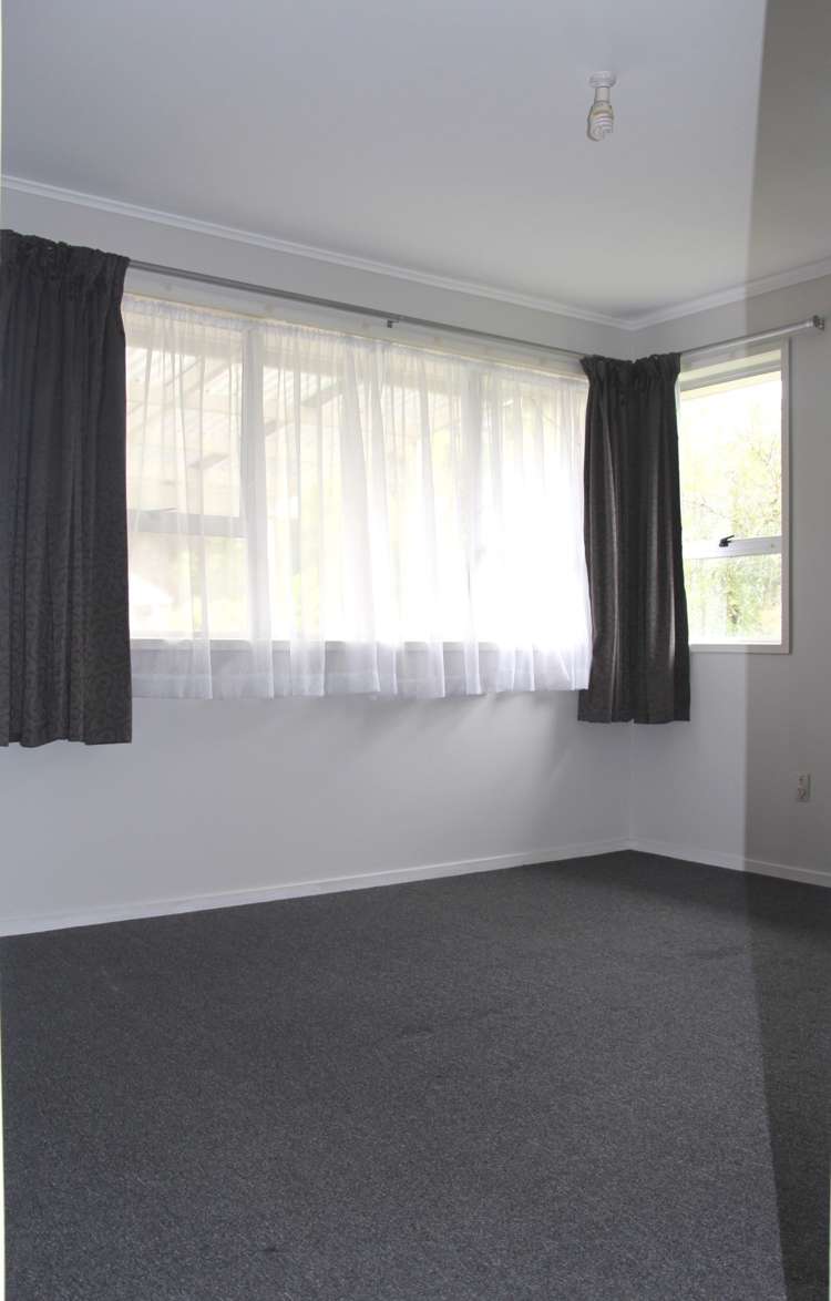 27 Lemnos Place Titirangi_9