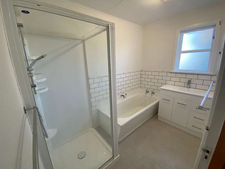 82 Totara Street Lansdowne_4