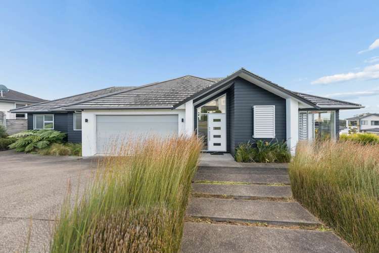2 Colonial Drive Millwater_21
