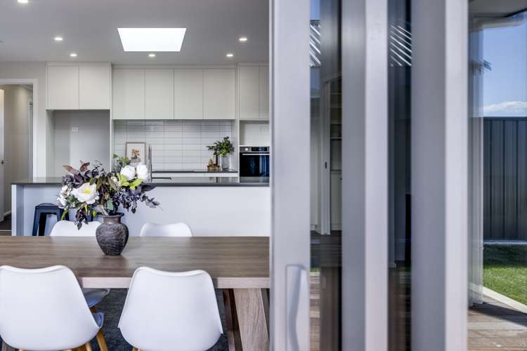 18 Whangaehu Place Te Awa_12