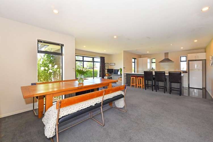 1 Eastfield Drive Lincoln_5