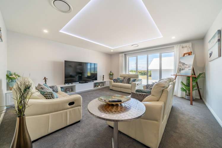 87 Rutherford Drive Waikanae Beach_13