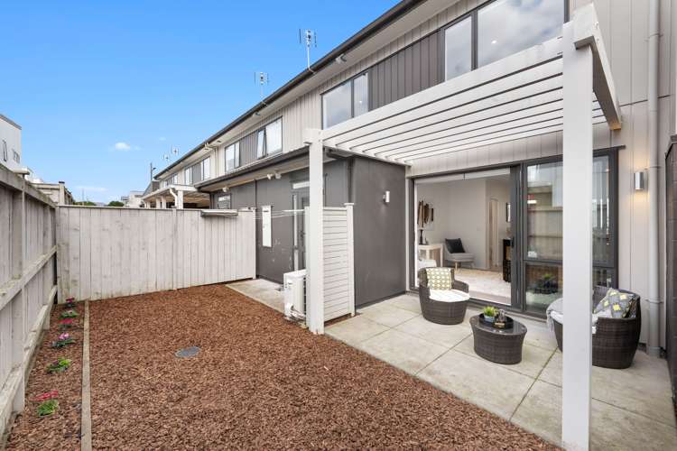 5 Tomtit Lane Flat Bush_15