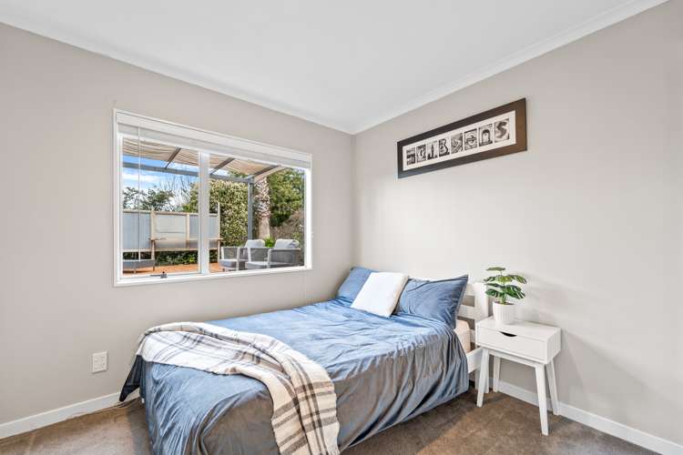 27 Caversham Drive Torbay_19