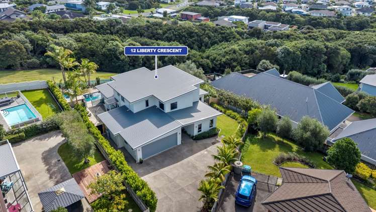 12 Liberty Crescent Beachlands_40