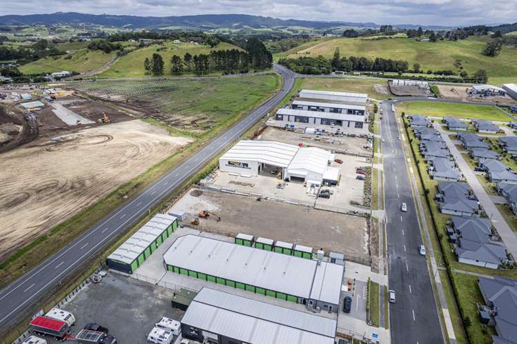 76 Waiwarawara Drive Marsden_15