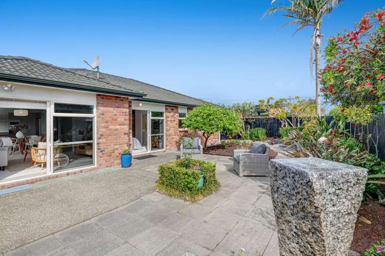12a Pine Road Orewa_22