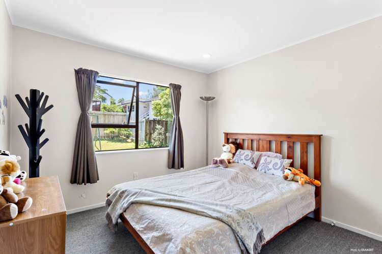 1/15 Tetrarch Place Totara Vale_9