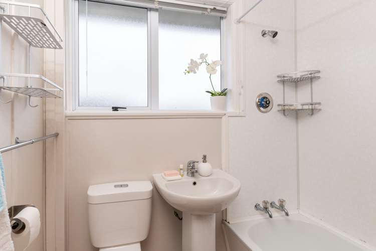 15 Mckillop Street Porirua East_9