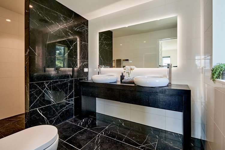 300B Paremata Road Whitby_20