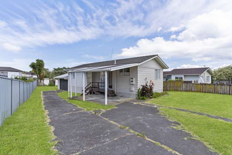 307 Roscommon Road Clendon Park_1