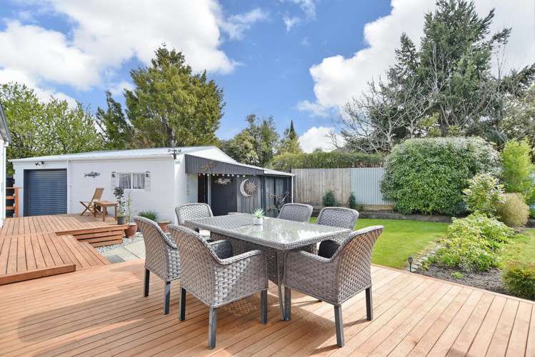 7 Barclay Place Burwood_29