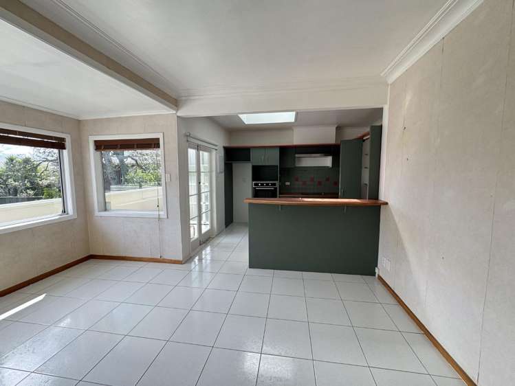 145 Golf Road 11422_5