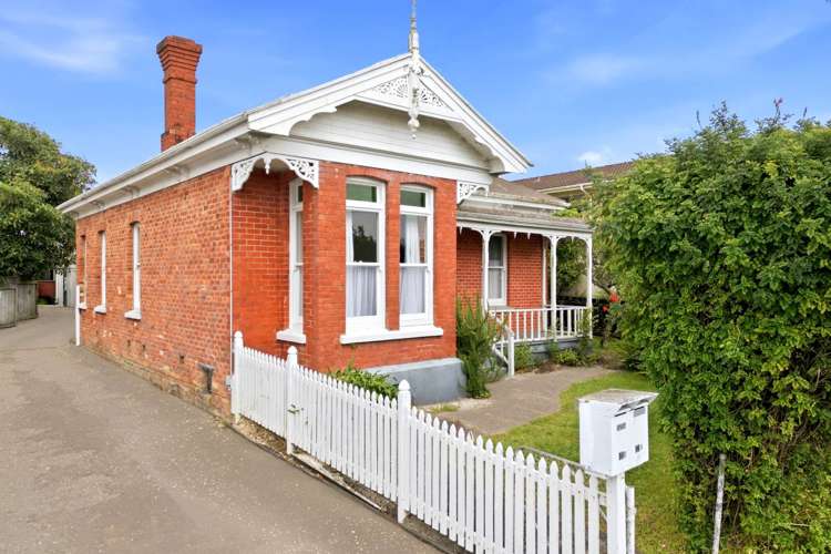 96 & 96A Queen Street Northcote Point_2