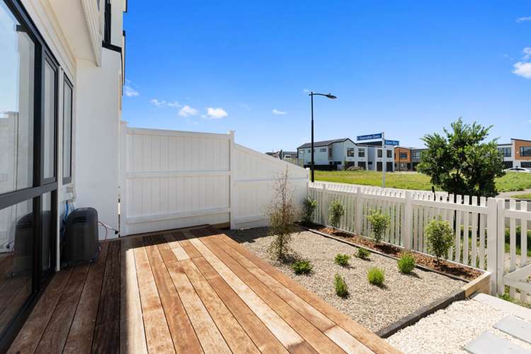 39 Observation Green Hobsonville_7