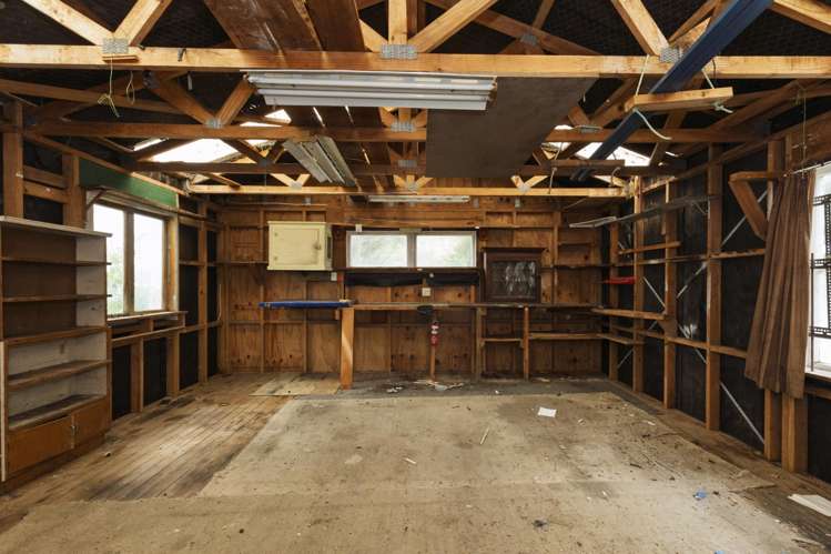 8 Estuary Street Makara Beach_12