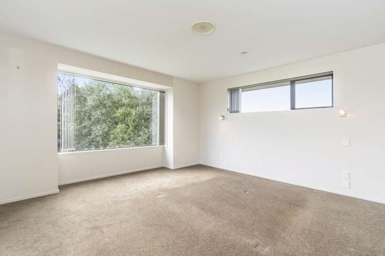 12 Kingsbridge Drive Burwood_6