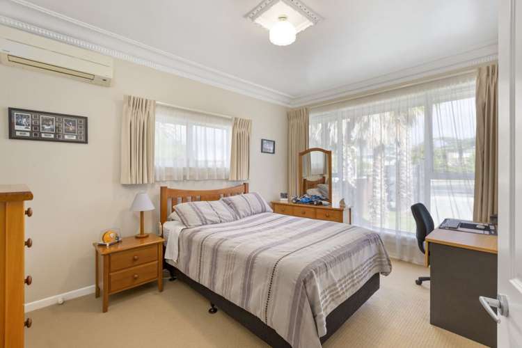 229 Te Atatu Road Te Atatu South_16