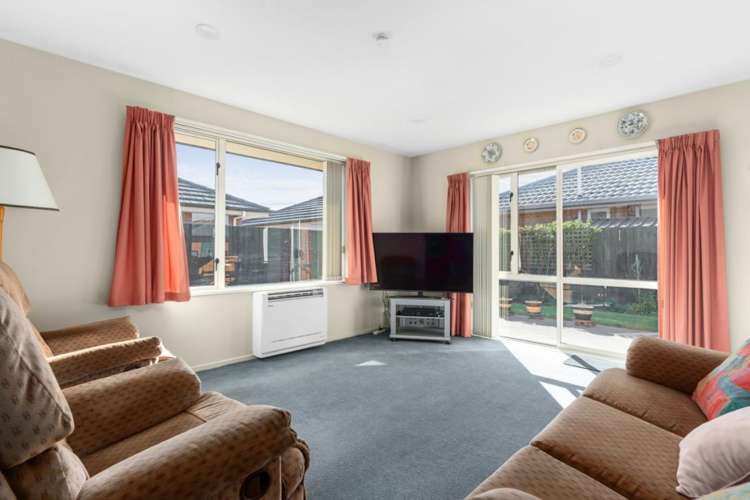 2 Bluebell Lane Woolston_6