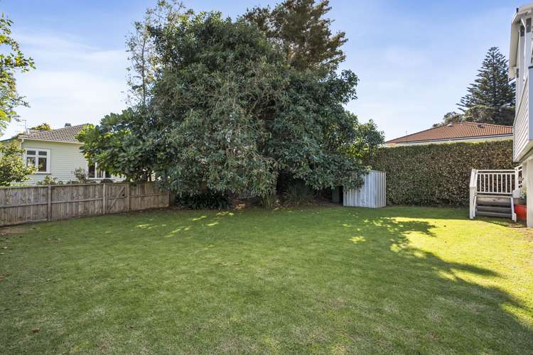 28 Weston Avenue Mount Albert_15