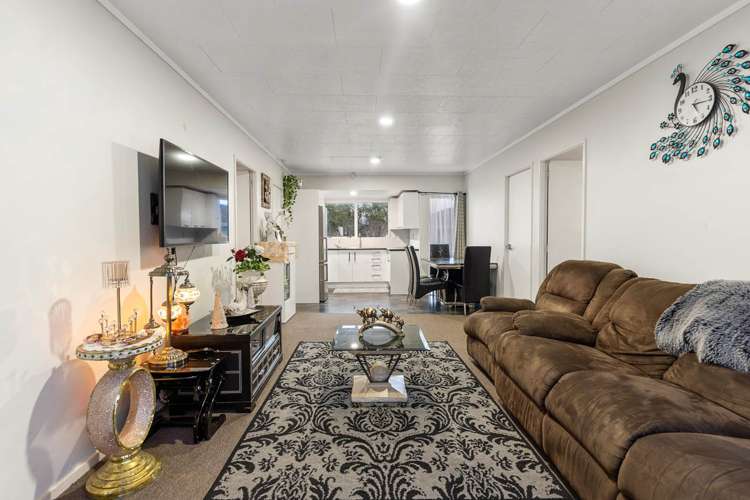 211 Waitemata Drive Ranui_7