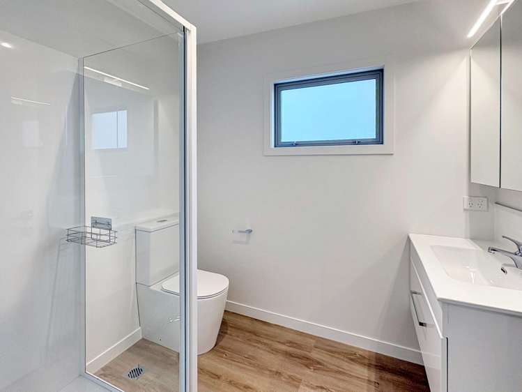 2/46 Sullivan Av Woolston_10