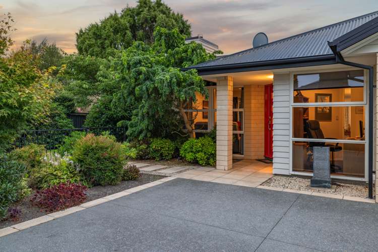 11 Breton Close Northwood_20