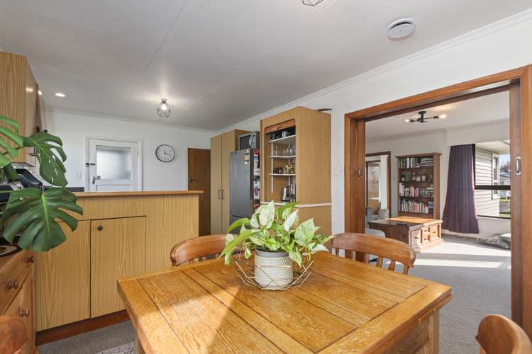 20 Somerset Crescent Highbury_5