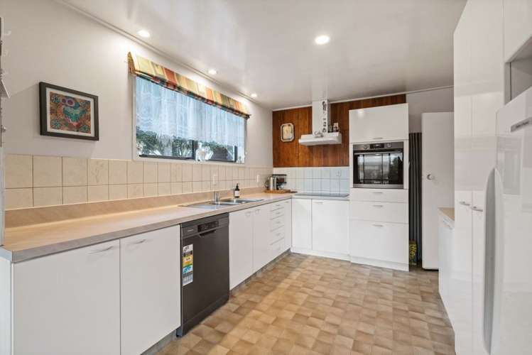 3 Guise Lane Hillmorton_13