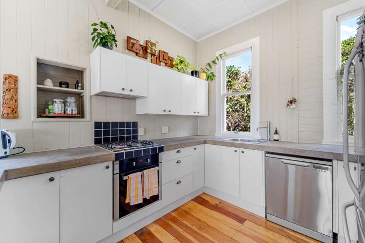 1243 Whangaparaoa Road Gulf Harbour_12