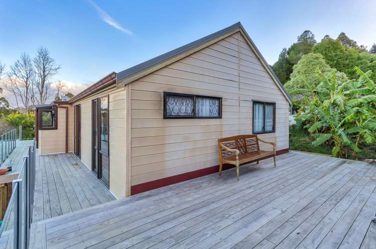 52 Rauhuia Crescent Parau_21