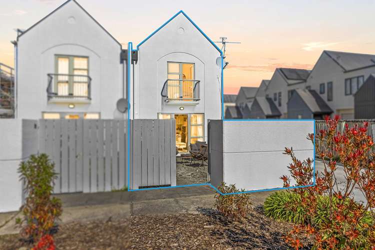 2/30 Melrose Street_0