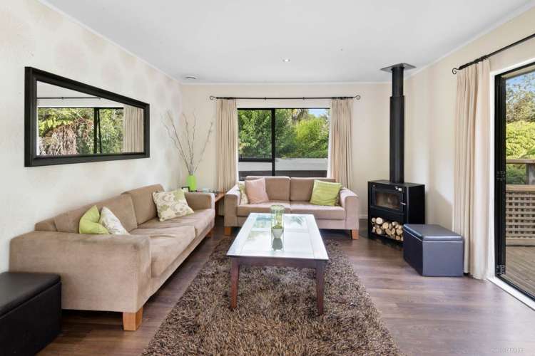 2/498 Beach Road Murrays Bay_5