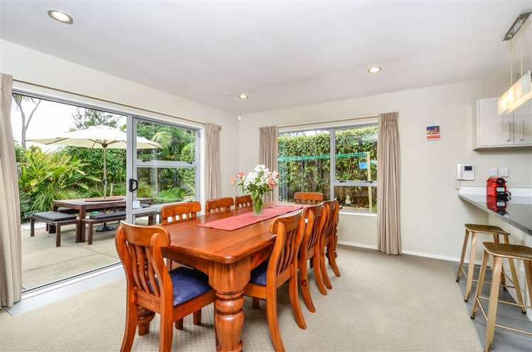 2 Lemon Grove Lane Greenhithe_12