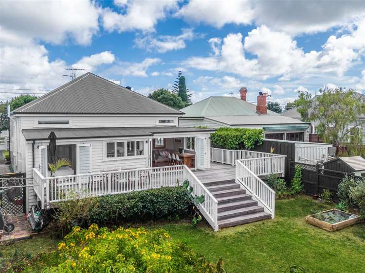 14 Summer Street Stanley Point_18