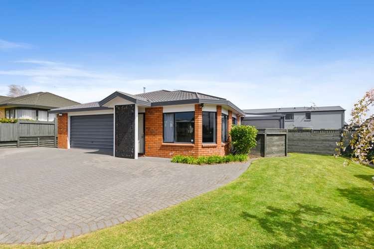 75 Basley Road Owhata_27