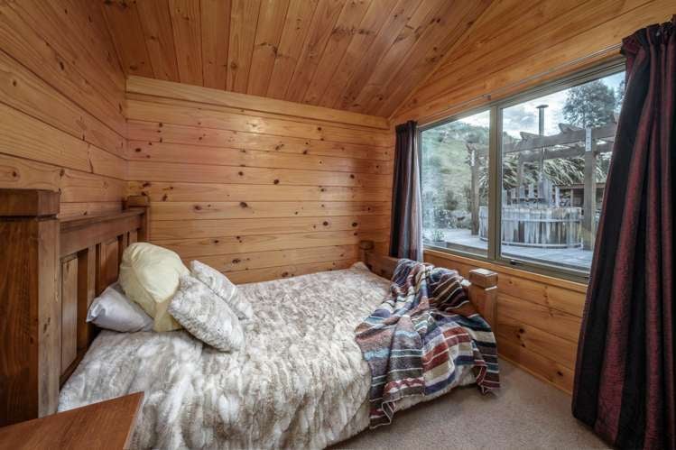 78 James Road Cardrona_13