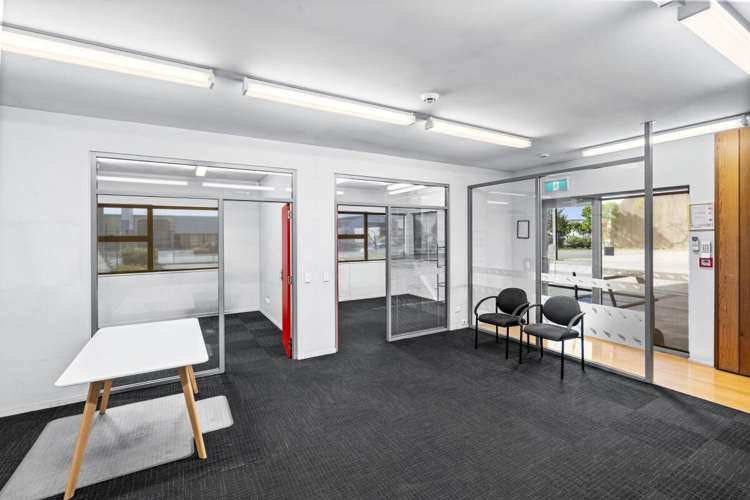 13-15 Edmonton Road Hornby_10