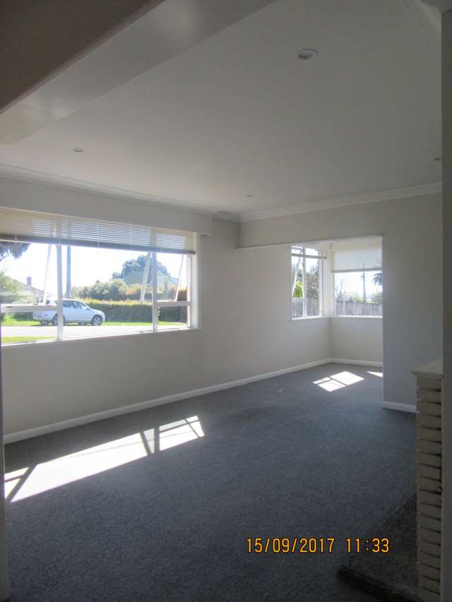 11 Tirimoana Road Te Atatu South_2