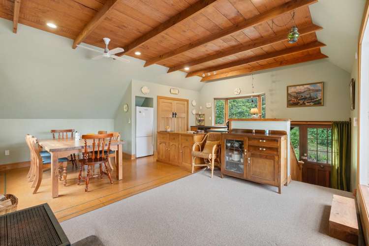 32, 34, 36 & 38 Moerangi Street Broad Bay_9