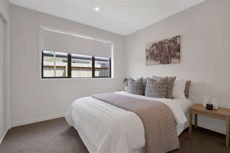 22 Robert Duncan Road Belfast_15