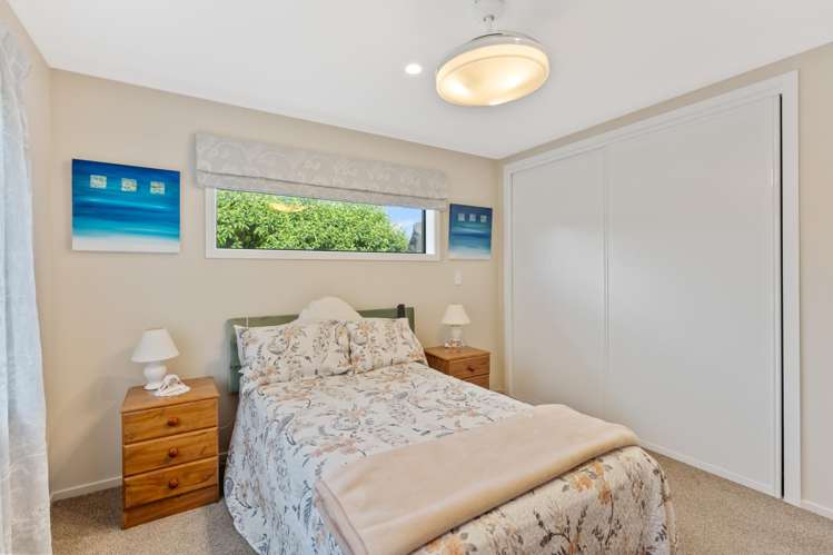 41/3 Georgia Grove Paraparaumu_10