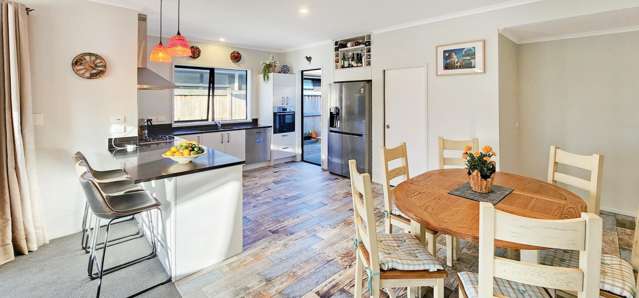 93 Te Kio Crescent 1131_1