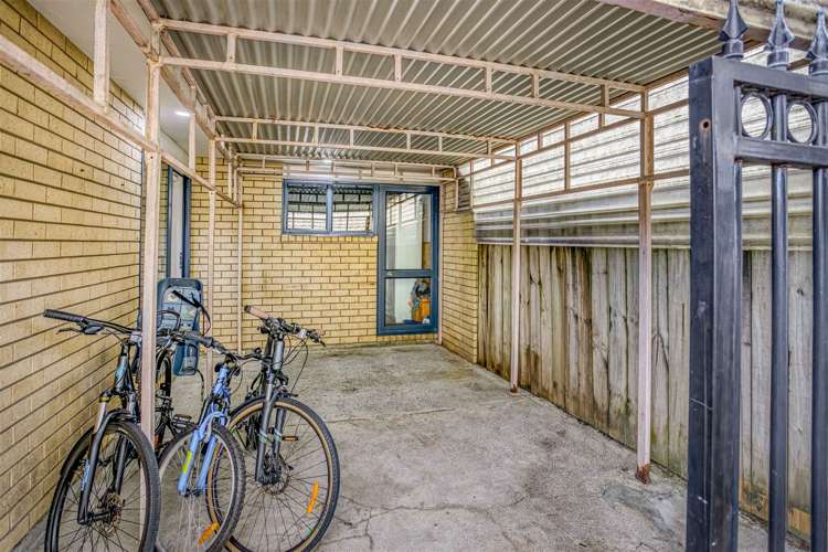 8 Clover Drive Henderson_24