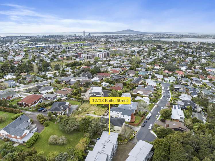 12/13 Kaihu Street Northcote_13